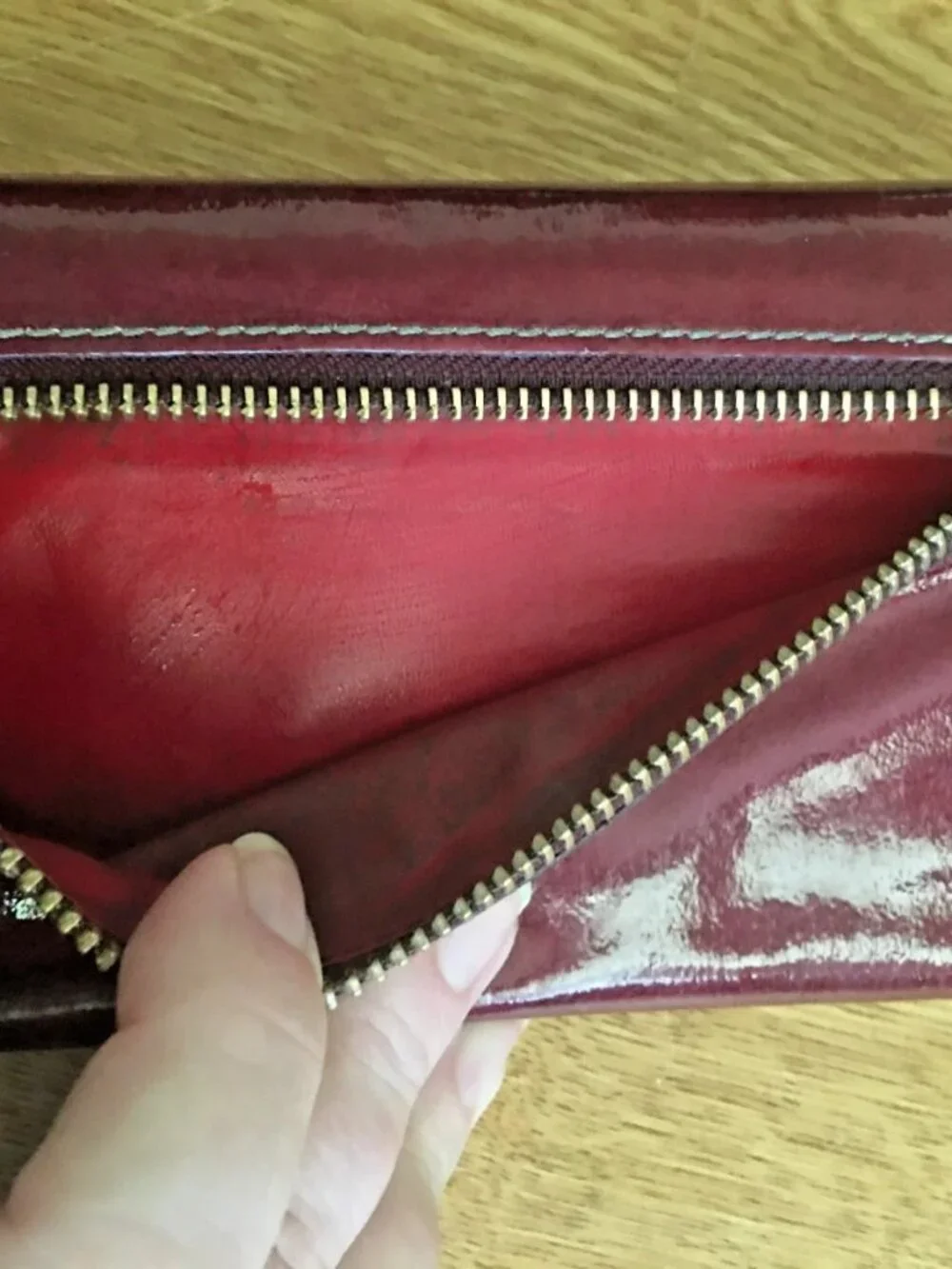 Dooney & Bourke Shiny Red Leather Wallet/Clutch Brass Logo Vintage 1975